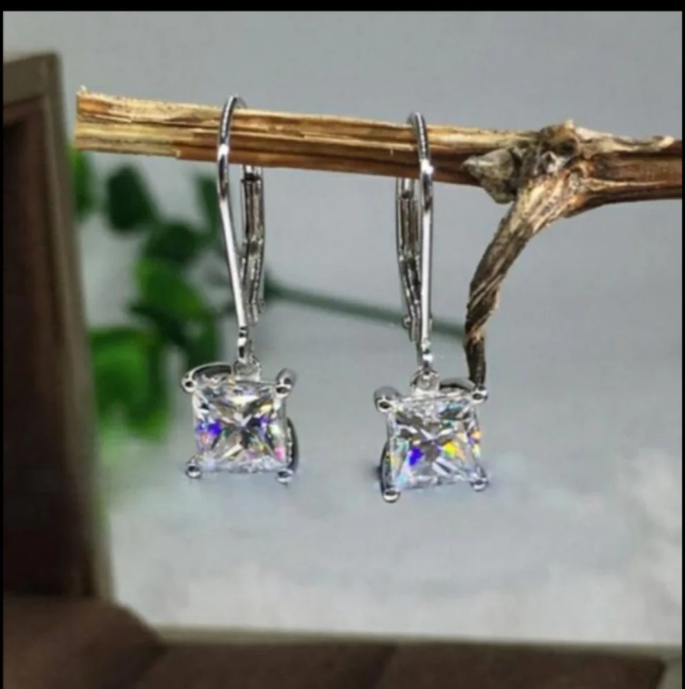 NEW 2ct Princess Cut Solitaire Diamond Earrings - Picture 1 of 5